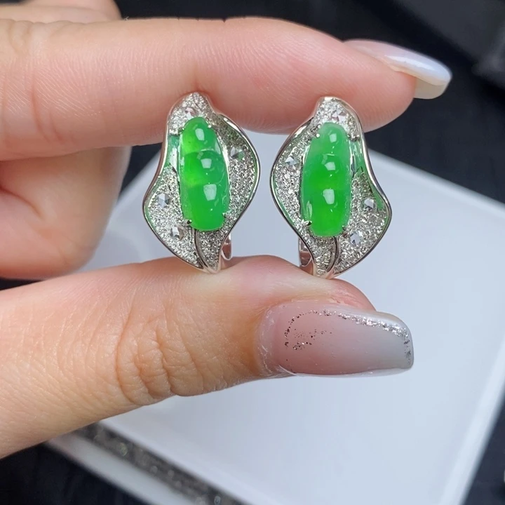 翡翠18K金镶嵌耳饰福豆