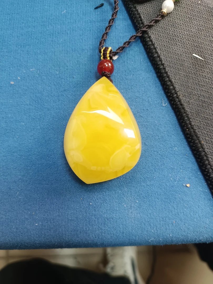 琥珀珠宝奇石蜜蜡吊坠
