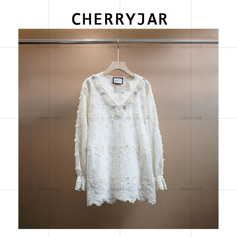 Cherryjar【251211】时尚蕾丝双层长袖重工V字领轻奢风百搭透气