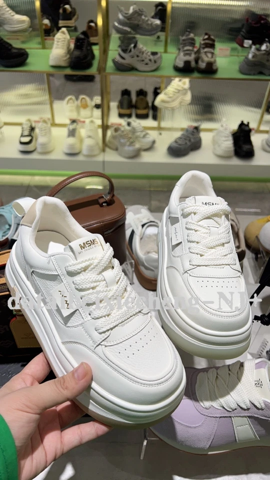 玛莎玛索春款女休闲鞋735-215