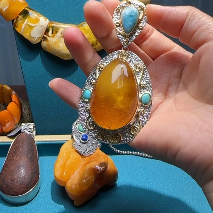 琥珀未镶嵌颈饰波兰设计款琥珀蜜蜡