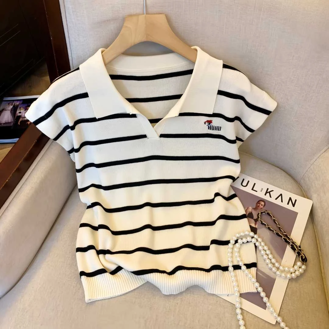 设计感刺绣Polo领针织衫女夏装韩版气质显瘦飞飞短袖T恤条纹上衣