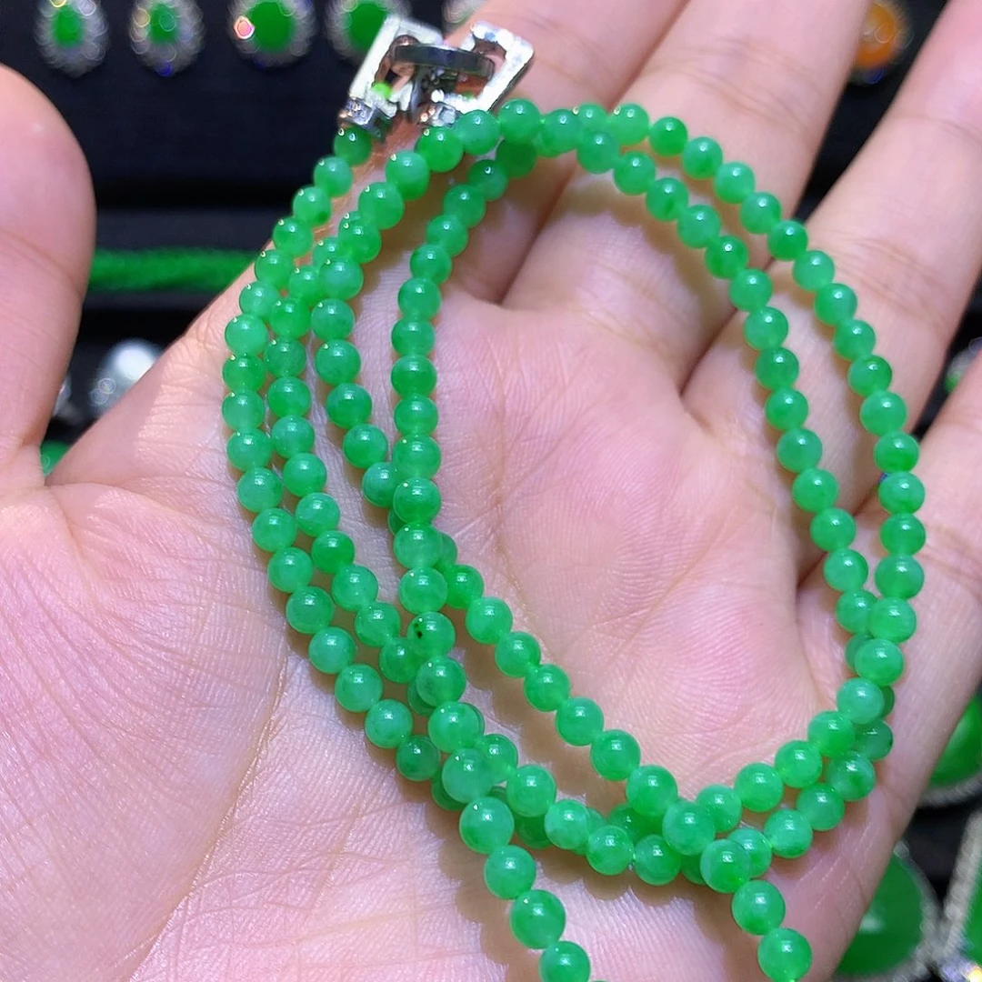 翡翠未镶嵌颈饰高冰