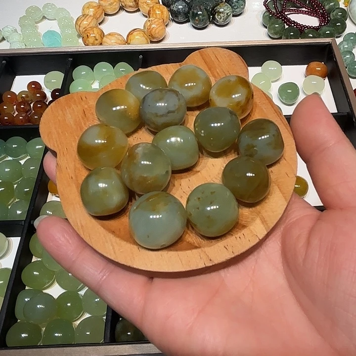 勿***我蛇纹石玉未镶嵌手串