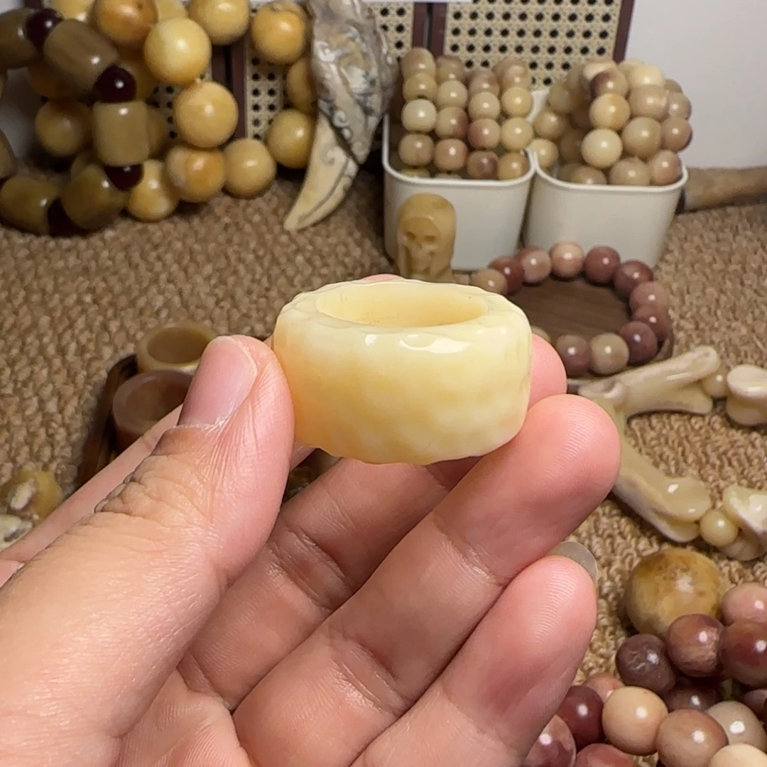 木质类驼骨手工指环