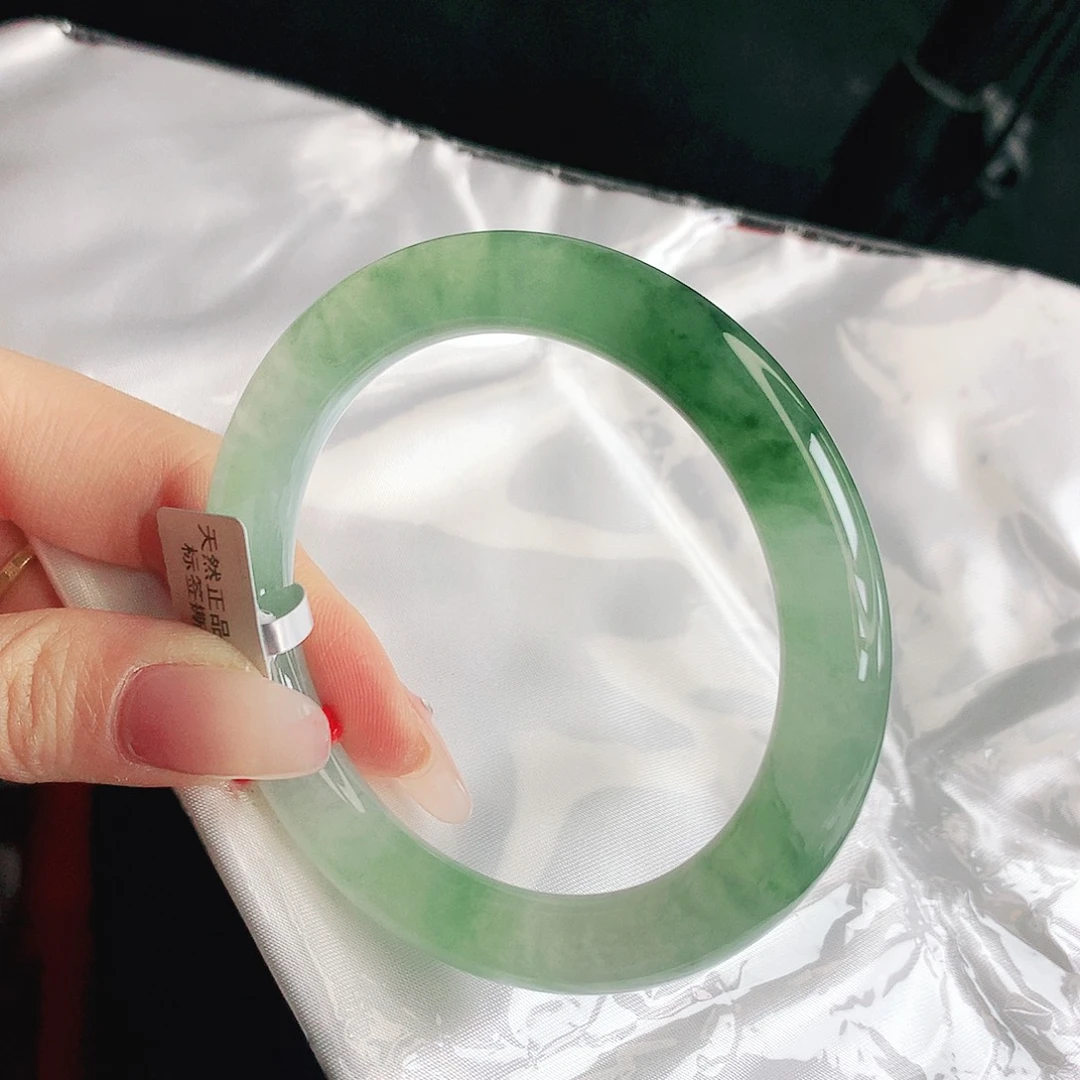 翡翠未镶嵌手镯缅甸天然a货翡翠手镯