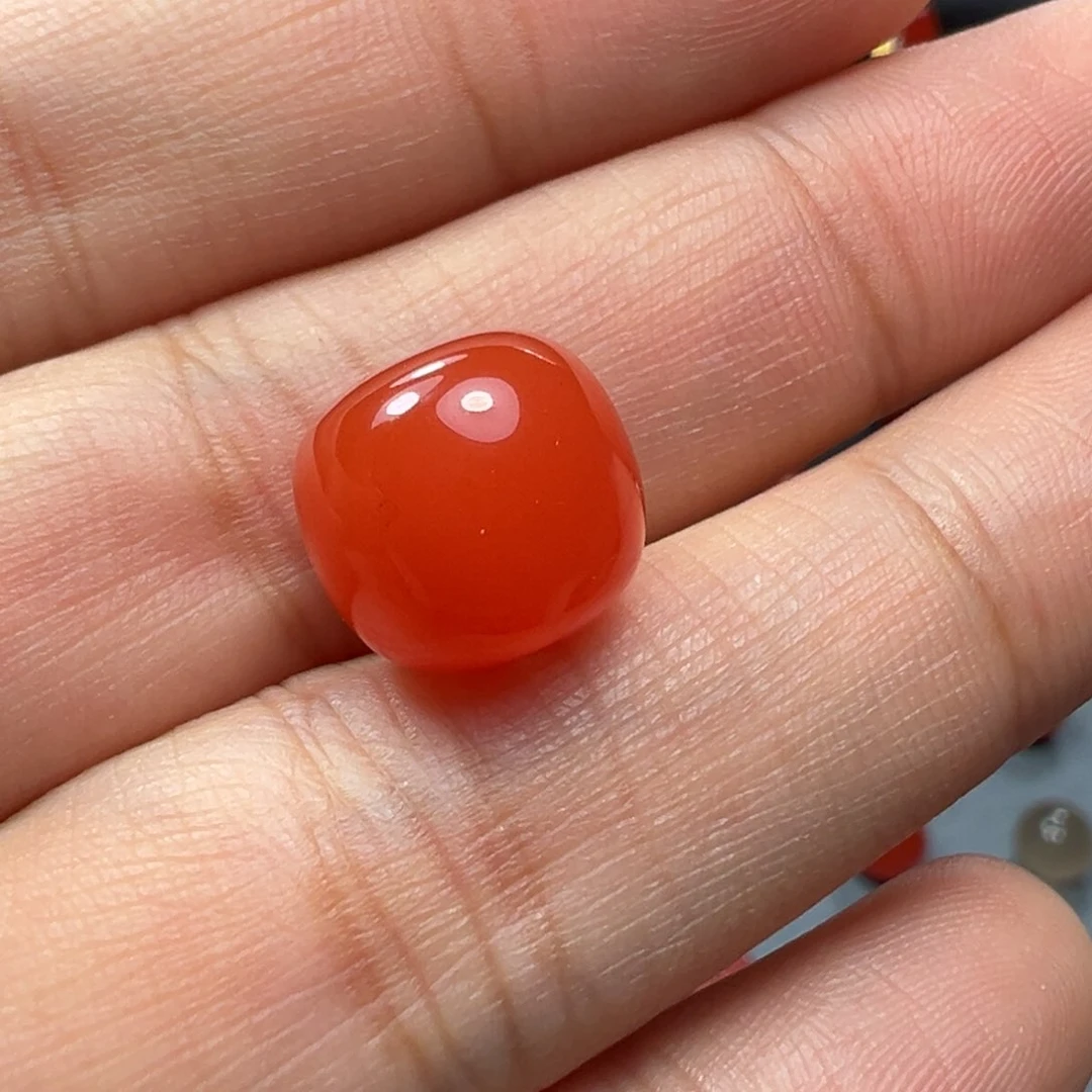 南红玛瑙珠子未镶嵌