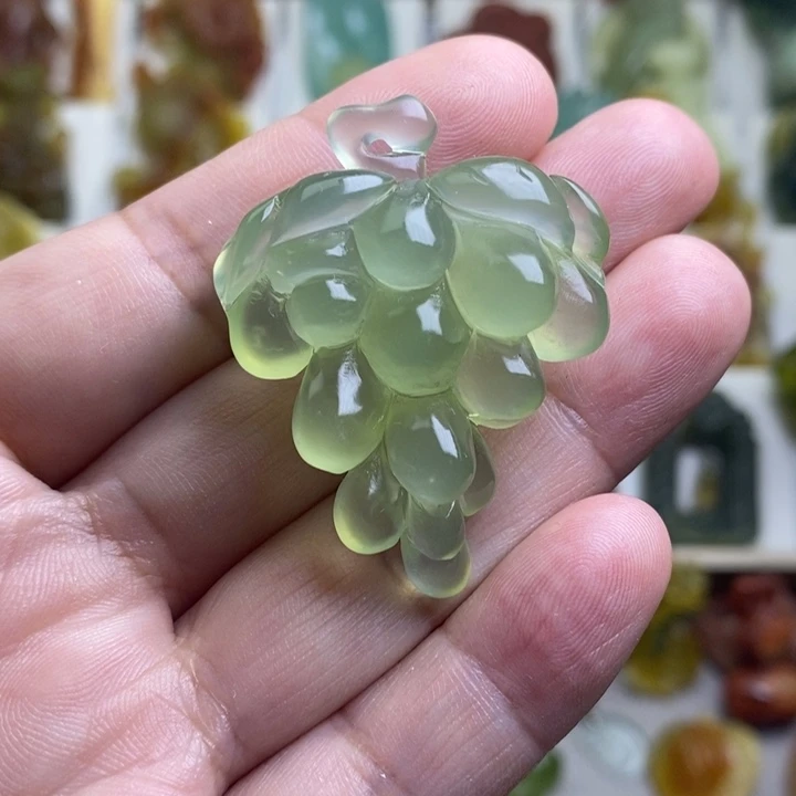 未镶嵌蛇纹石玉吊坠(不含链)