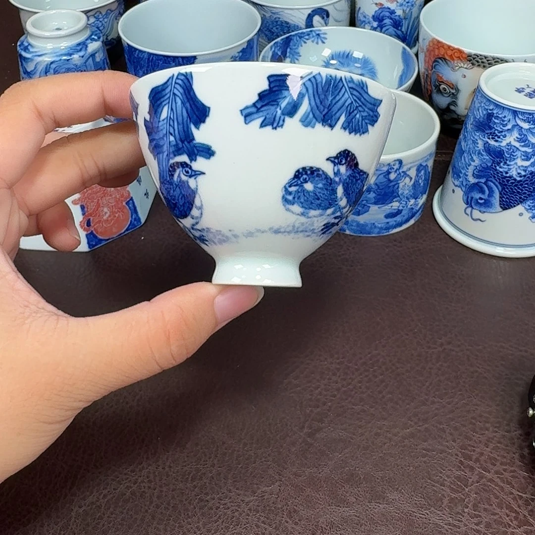 现代景德镇陶瓷杯