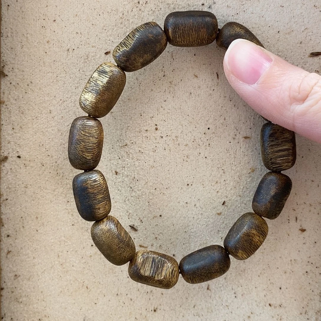 沉香手串卡10单圈留疤11克➕