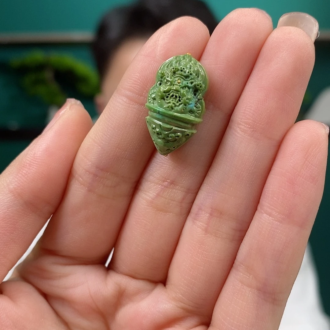 未镶嵌绿松石珠宝奇石