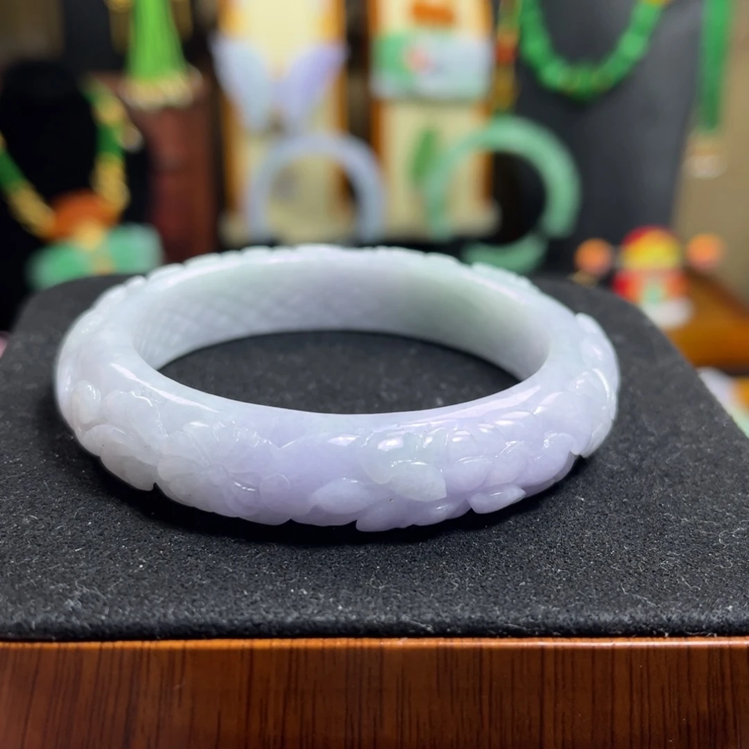 翡翠未镶嵌颈饰天然翡翠手镯52圈口