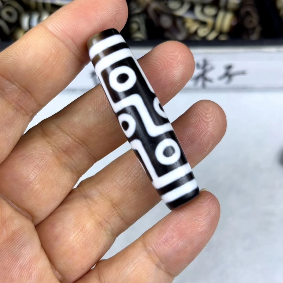 玛瑙/玉髓颈饰合金云**车