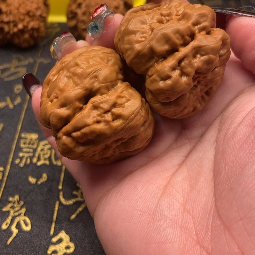 【闪购商品】文玩核桃把件夜*美蛤蟆