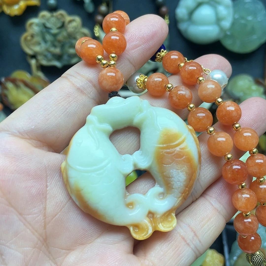 未镶嵌蛇纹石玉颈饰