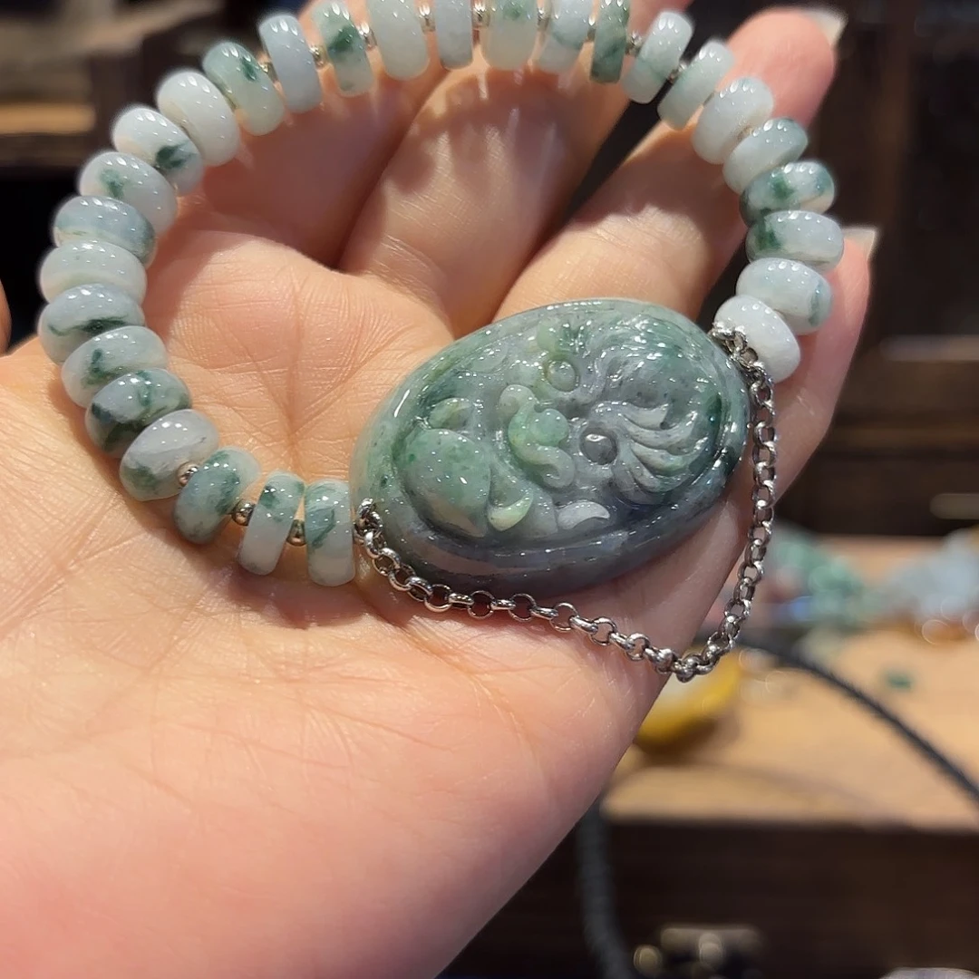 翡翠未镶嵌颈饰原创