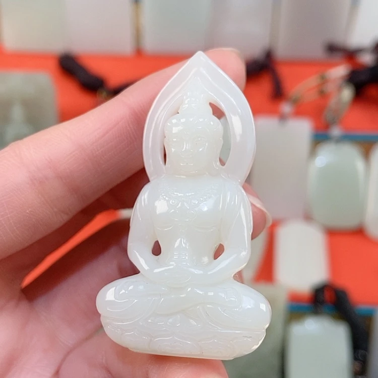 【闪购商品】颈饰未镶嵌和田玉