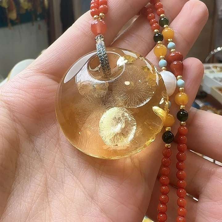 琥珀未镶嵌颈饰吊坠