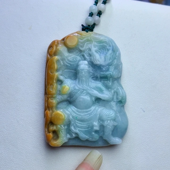 颈饰未镶嵌翡翠关公