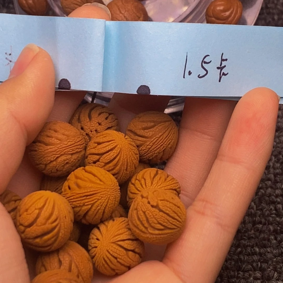 秦岭山脉龙纹桃核 16