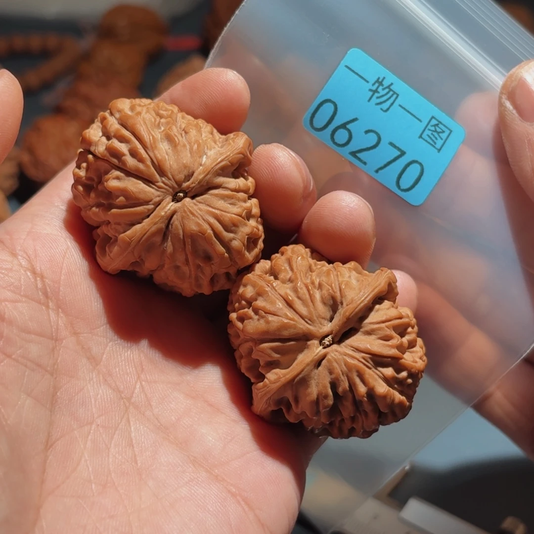 把件文玩核桃莲花