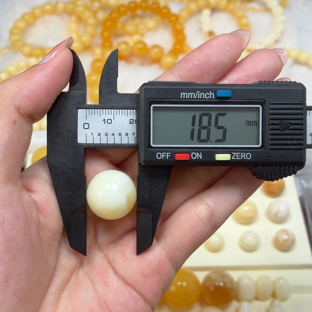 琥珀未镶嵌颈饰乌料凝脂白单珠18mm