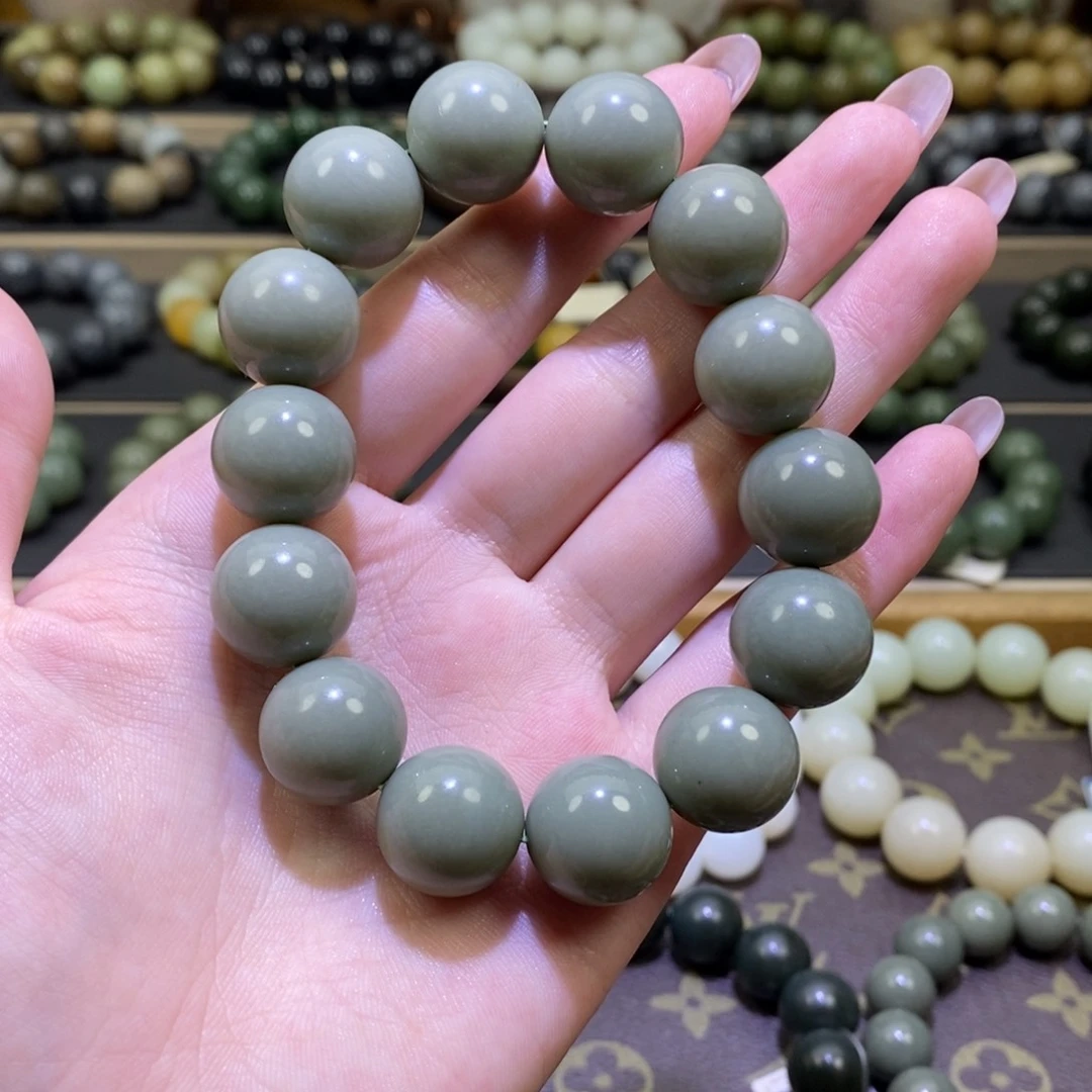 和田玉手串未镶嵌