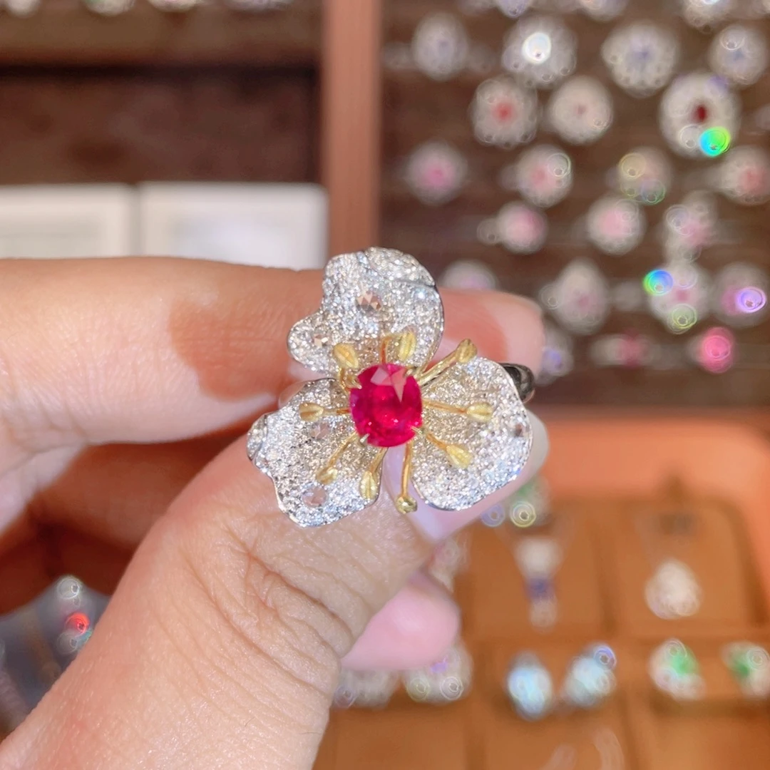 18K金镶嵌戒指红宝石1.06ct 无烧鸽血