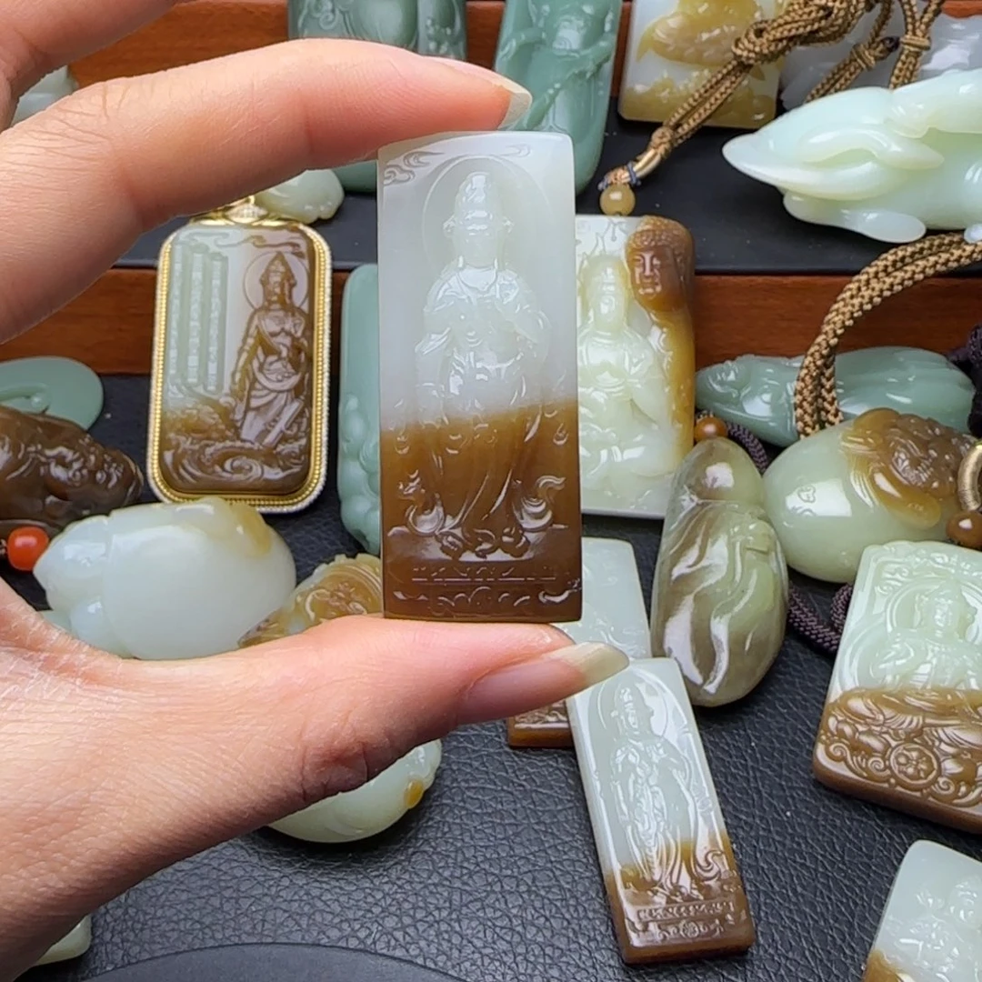 伽***饰和田玉（糖玉）未镶嵌挂件