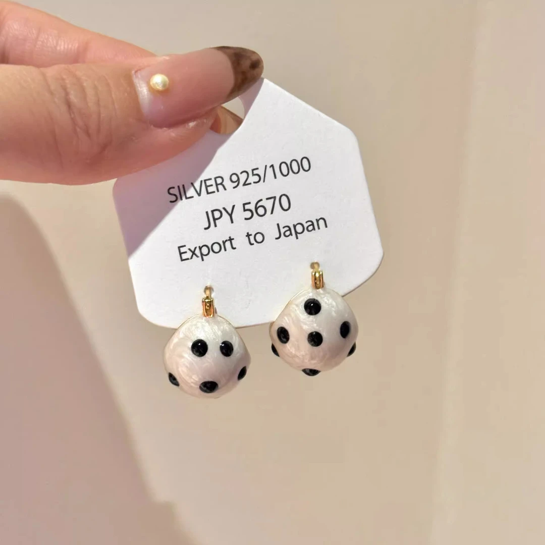 铜合金耳饰 法式波点豆豆女士耳环2024新款高级感耳扣气质耳圈女