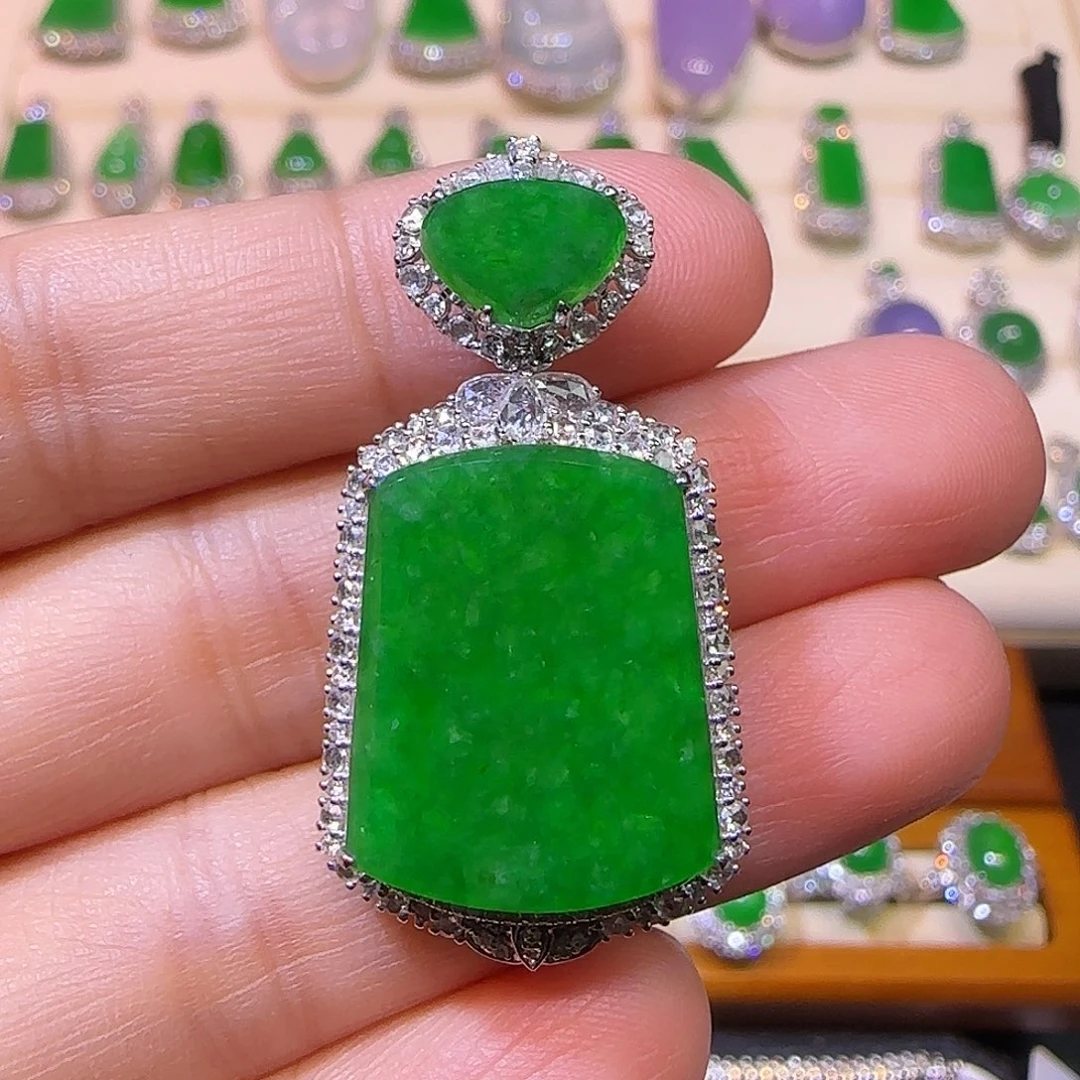 翡翠18K金镶嵌吊坠(不含链)