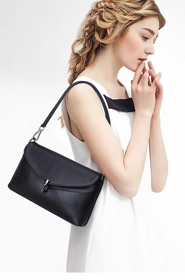 真皮斜挎包女士新款小包包女式锁扣头层牛皮妈妈款单肩包春夏简约