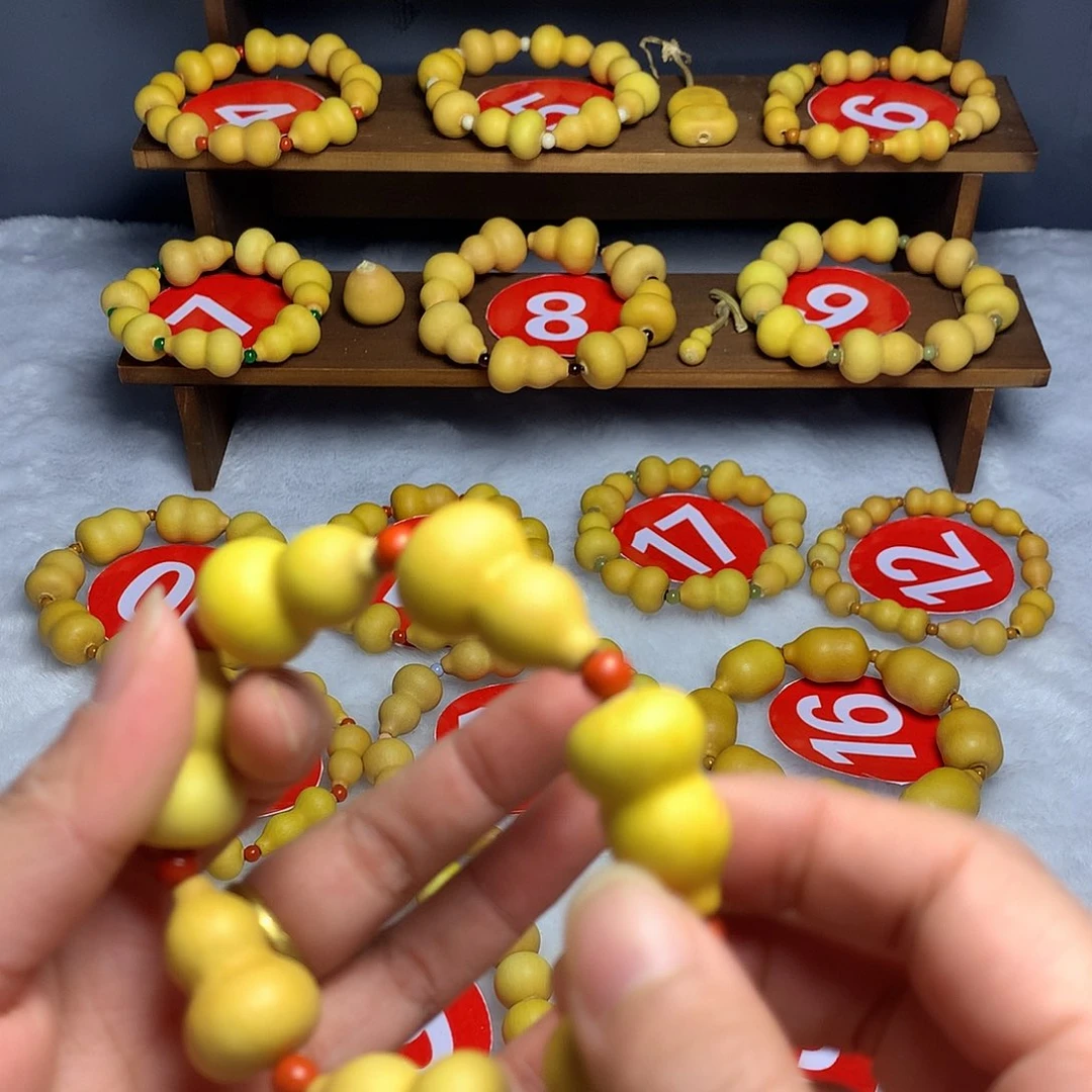 亥***猪喜欢去拍托帕石（处理）