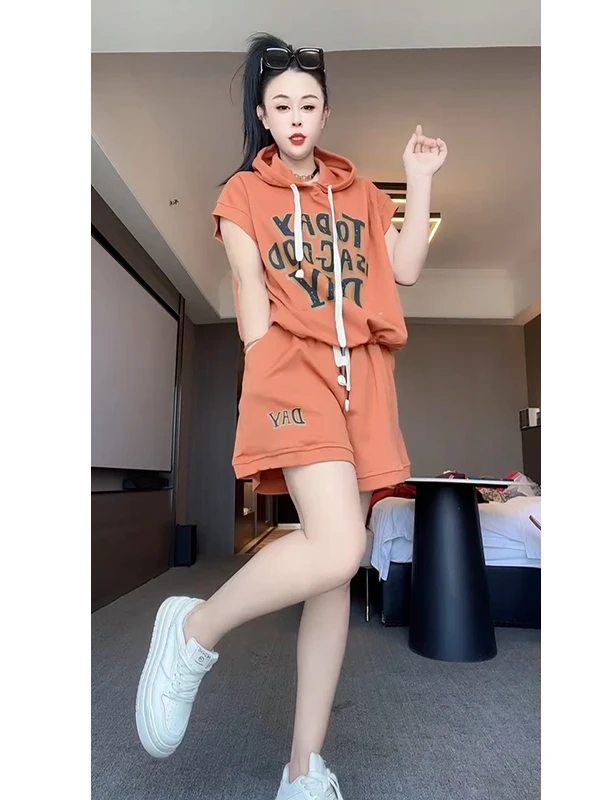 夏季新款休闲宽松显瘦减龄洋气字母印花短袖T恤搭配短裤套装