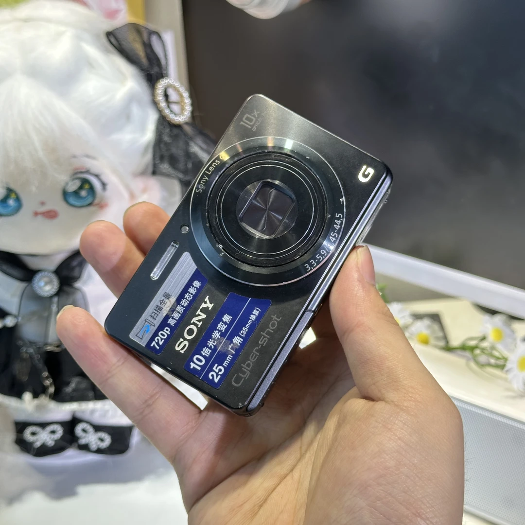 9新 Sony/索尼 索尼w690小长焦色彩感好1600万像素带配件