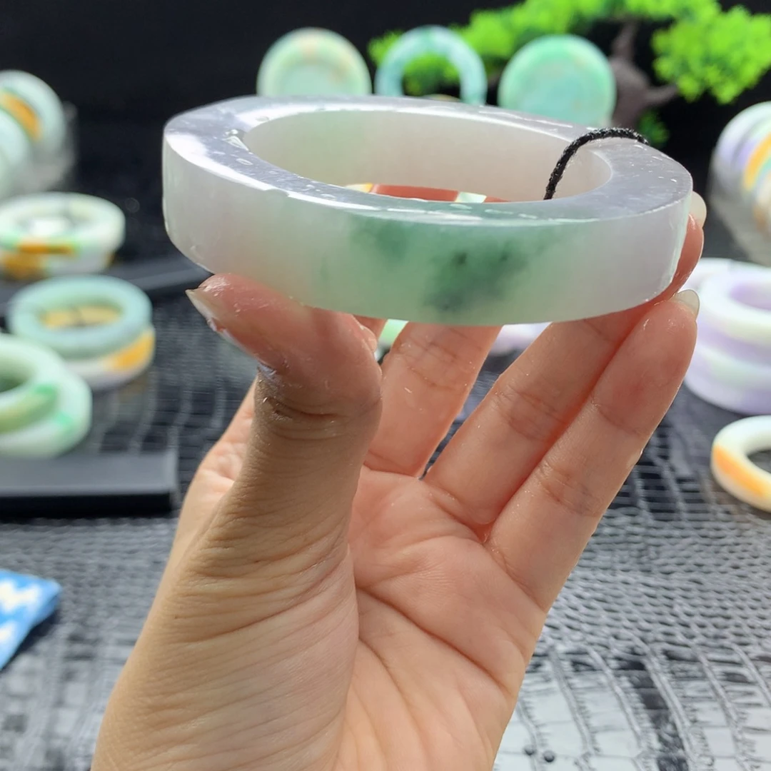 未镶嵌天然翡翠定制翡翠