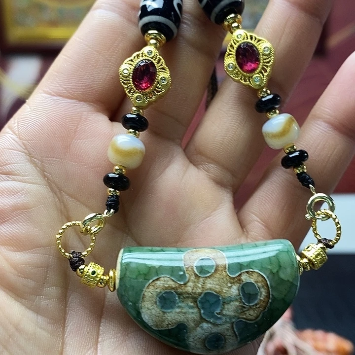 玛瑙/玉髓合金颈饰