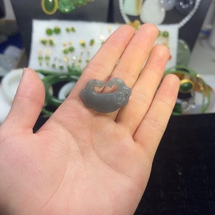 手链未镶嵌和田玉（糖玉）