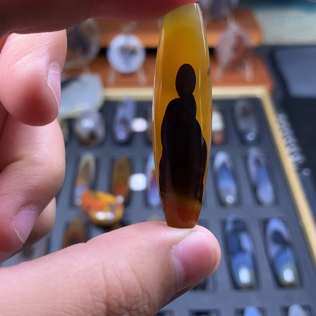 玛瑙/玉髓颈饰未镶嵌