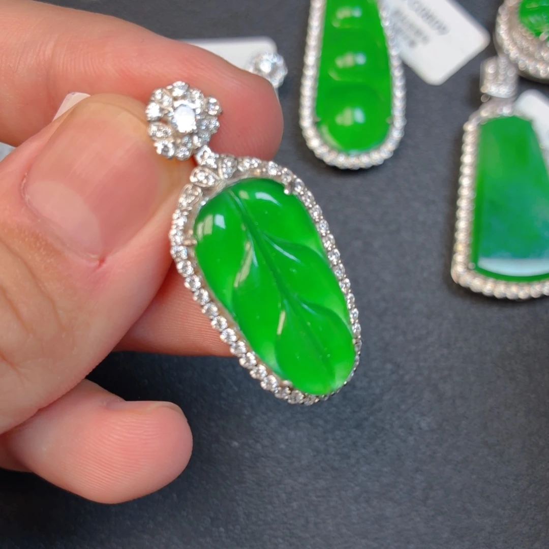 翡翠银S925镶嵌颈饰