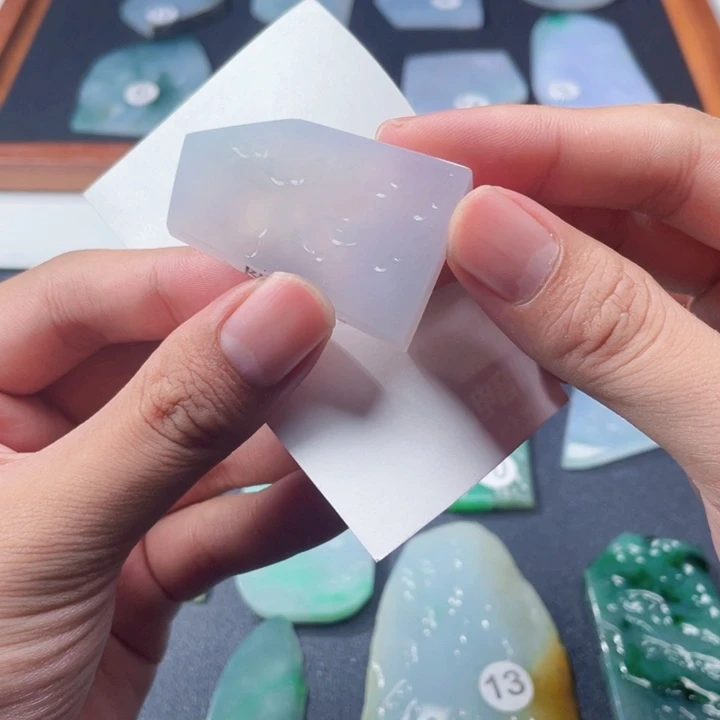 未镶嵌定制翡翠细糯化白月光小牌子料