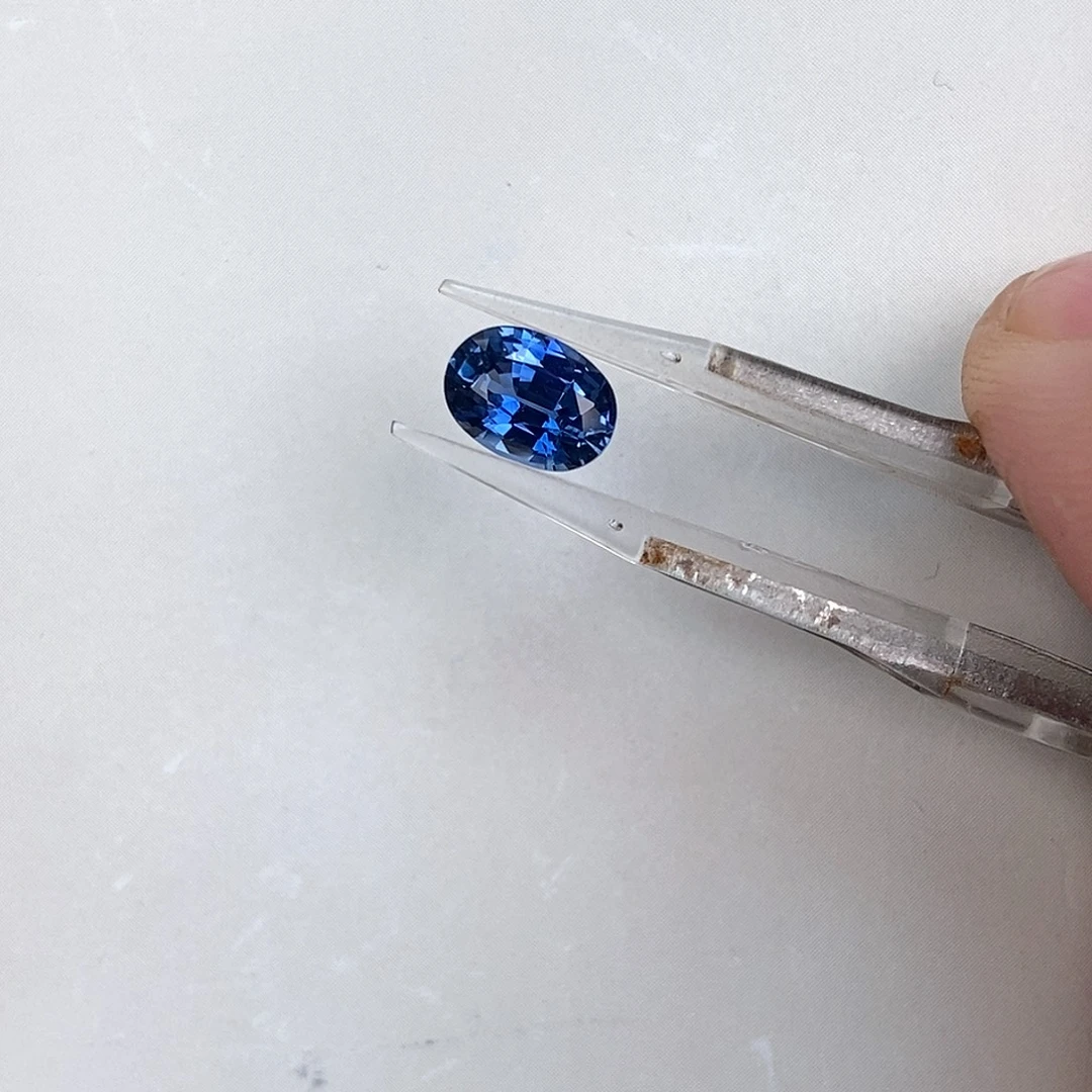 蓝宝石裸石天然天然