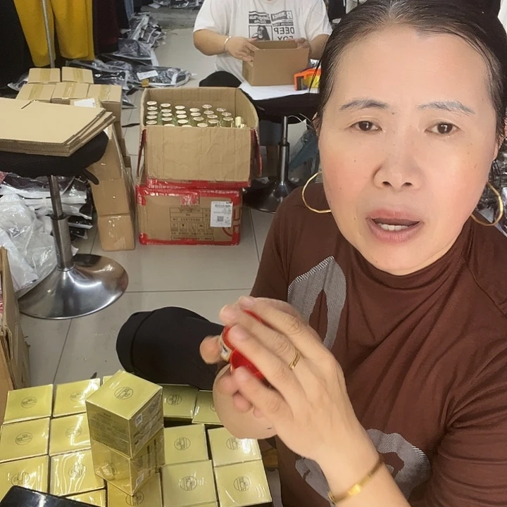 新款的设计非常好看的哟非常有气质
