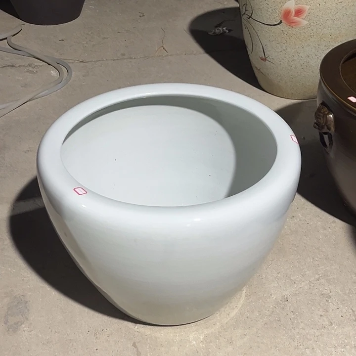马***鱼景德镇陶瓷鱼缸艺术
