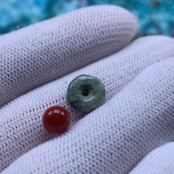 南红玛瑙未镶嵌珠宝奇石