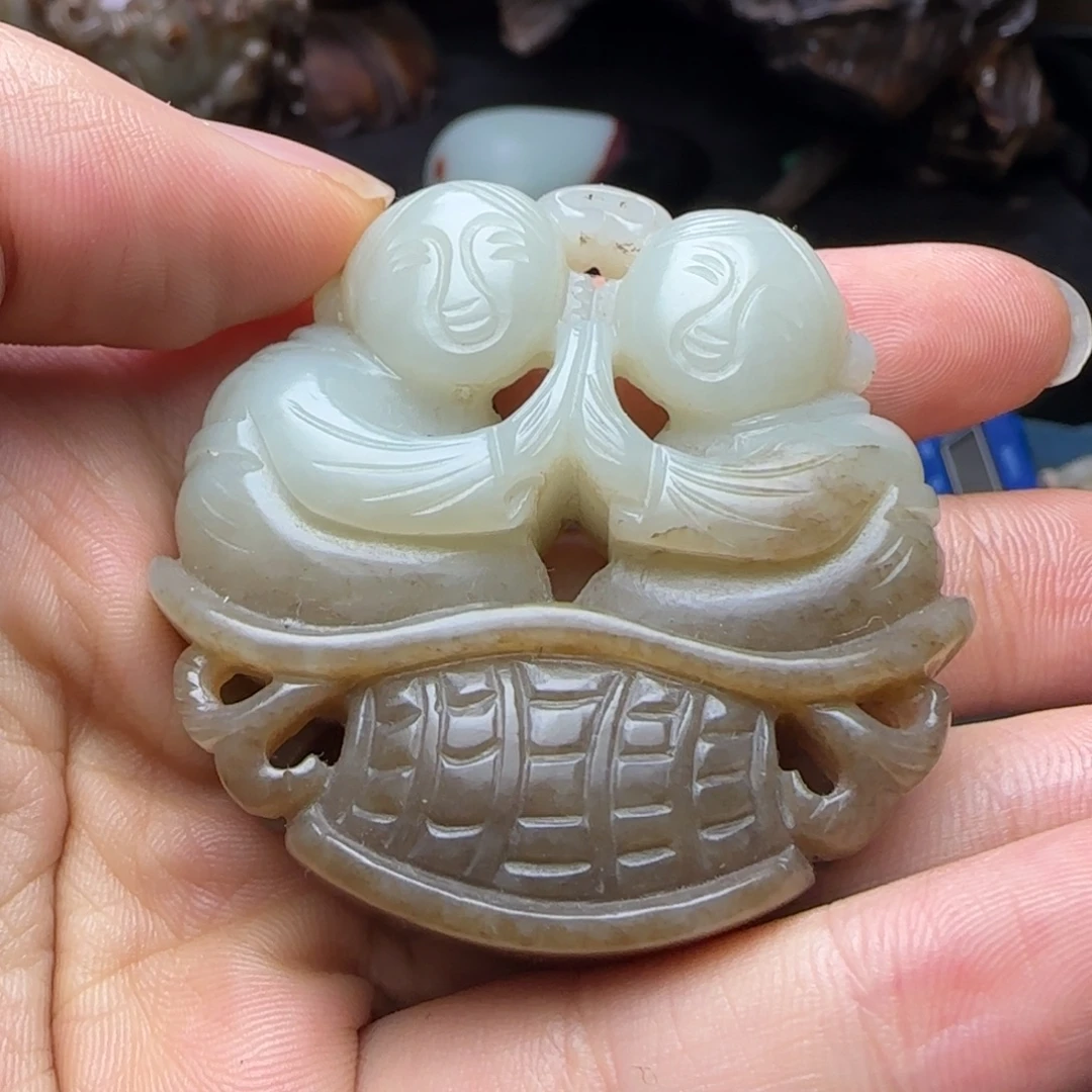 和田玉（糖玉）未镶嵌挂件