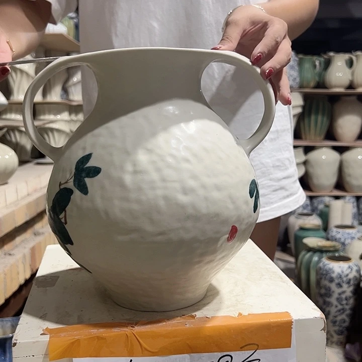 景德镇陶瓷花瓶微瑕介意勿拍