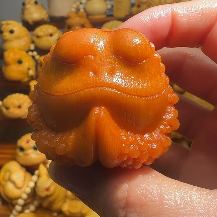 竹玉化微瑕悟道蟾，不退不换