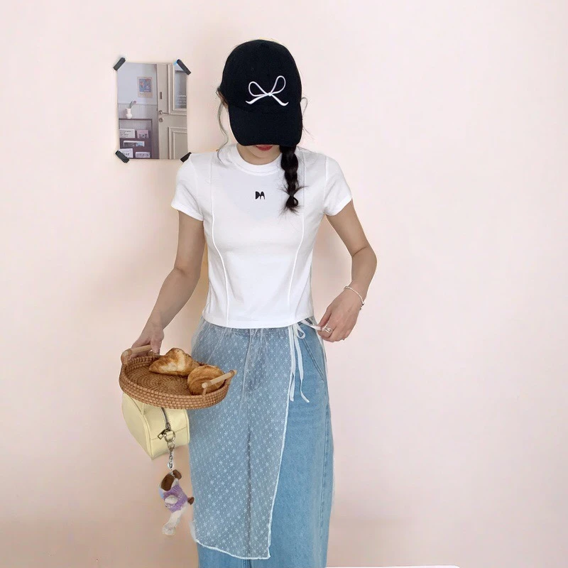 10823#纯色T 恤夏季刺绣拼色短袖显瘦设计感时尚休闲百搭韩版T恤