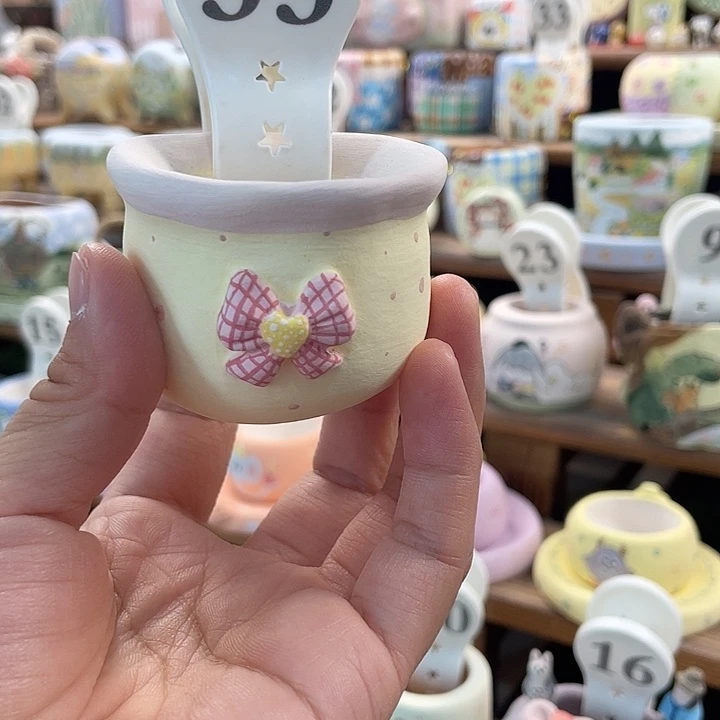 35……手工手绘花盆